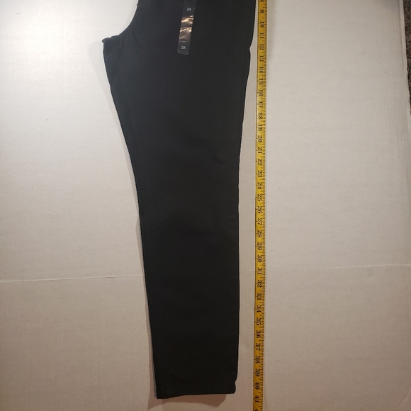 NWT Women's Crown & Ivy Skinny Jeans - Picture 5 of 8